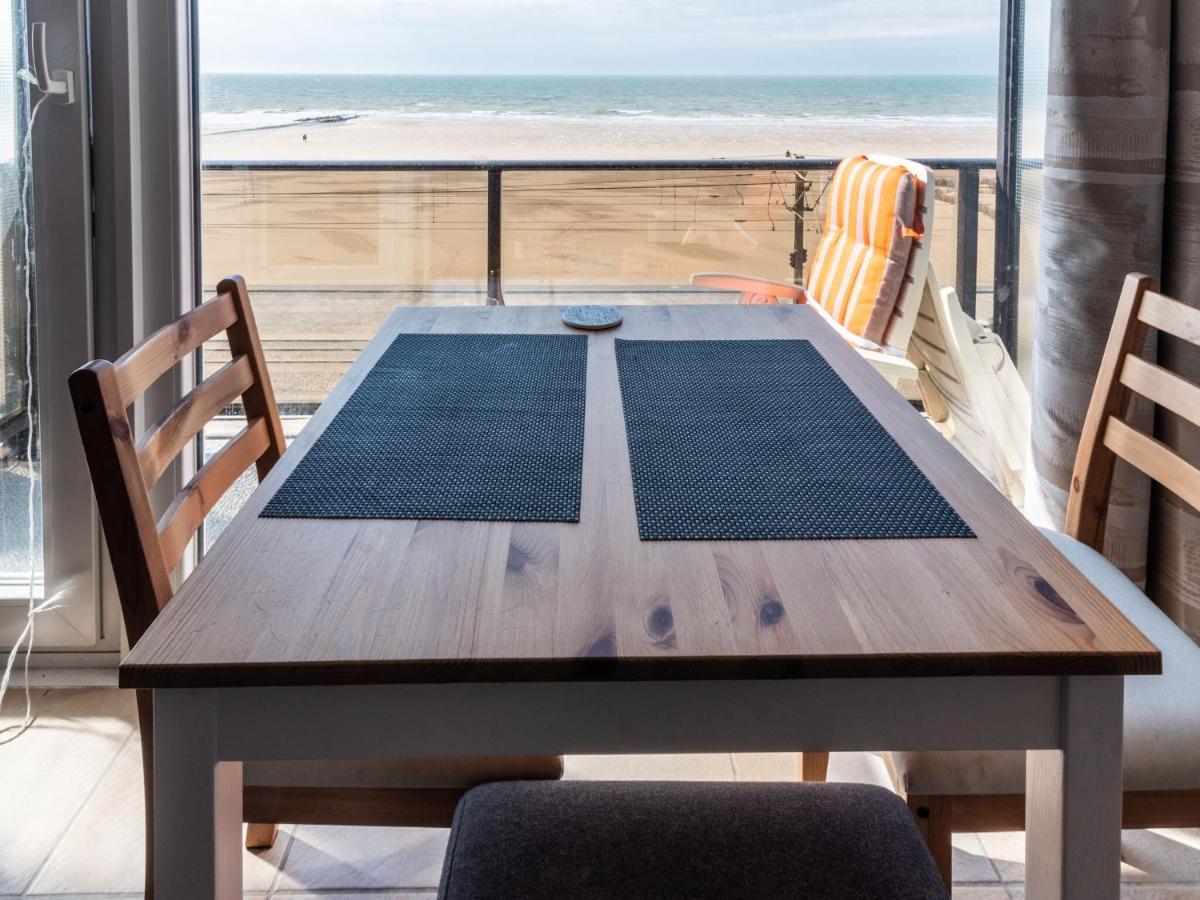 Contemporary Apartment In Oostende With Balcony المظهر الخارجي الصورة